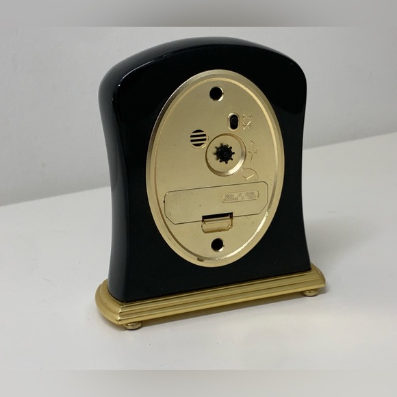 Vtg Howard Miller Glossy Black Gold Art Deco Roman Numeral Quartz Desk Clock - Picture 4 of 12